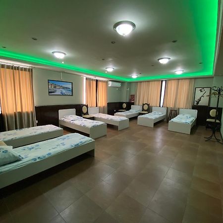 Mang'O Hostel Aqtau Buitenkant foto