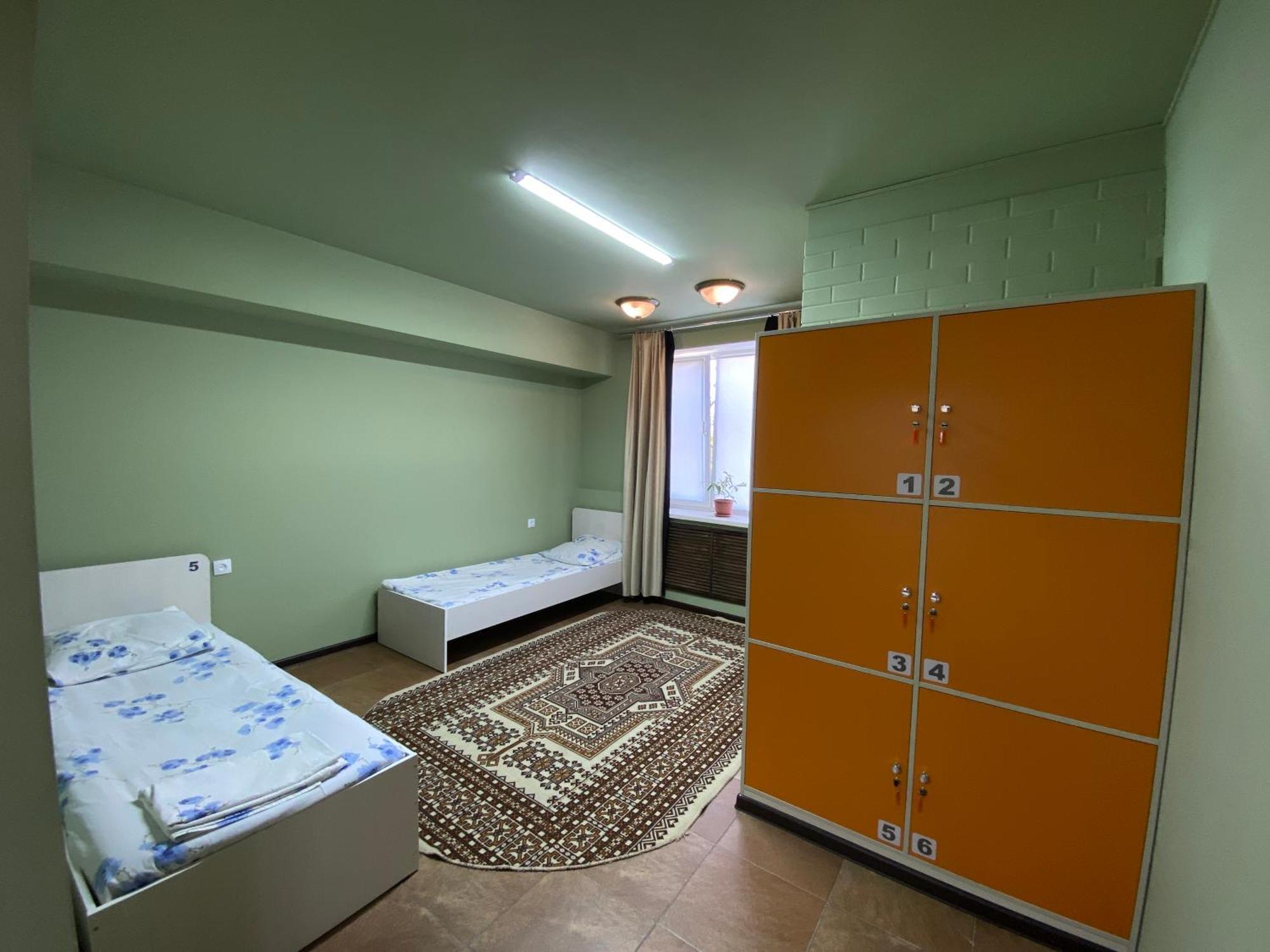 Mang'O Hostel Aqtau Buitenkant foto