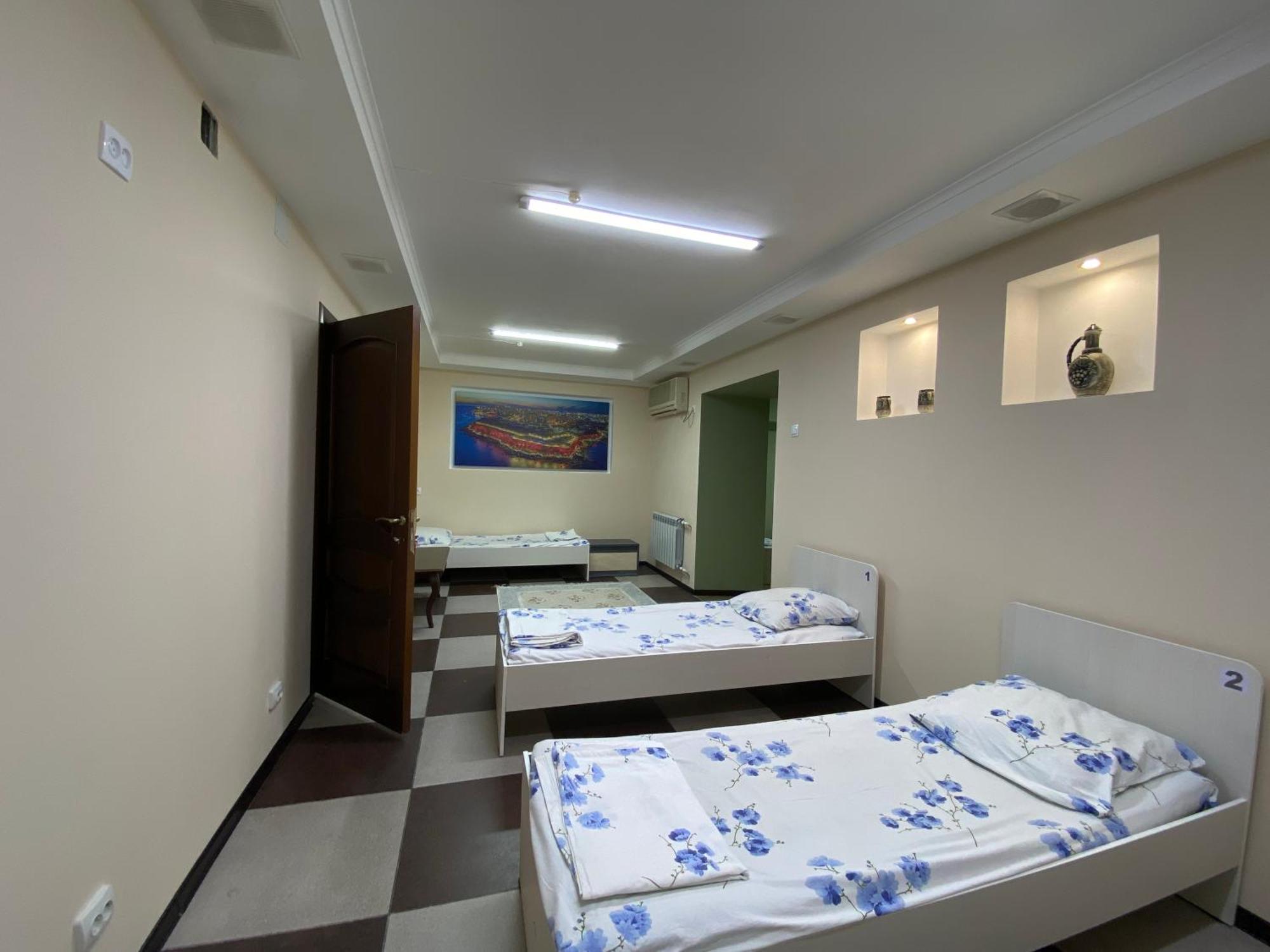 Mang'O Hostel Aqtau Buitenkant foto